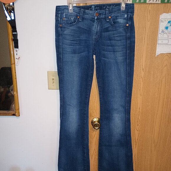 7 For All Mankind Women's  Blue Dark Wash  Relaxed Denim Jeans 29 - Picture 1 of 7